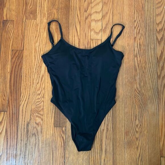 Andie The Laguna One Piece LT Swimsuit Black size M Tall NWT - Picture 3 of 7